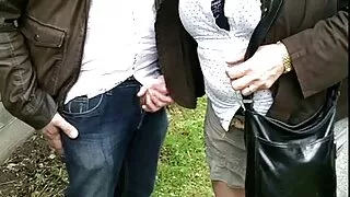 Залуу хүчтэй үлээж байна