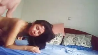 Тэр том хөхтэй эмэгтэйд массаж хийсэн